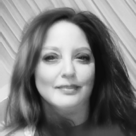 Meet your Posher, Antonina - Picture 1 of 1